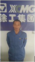 河南路友大修車(chē)間的維修工程師