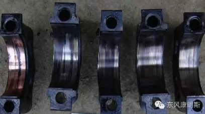 不及時(shí)更換機(jī)油或使用劣質(zhì)機(jī)油、機(jī)濾導(dǎo)致軸瓦嚴(yán)重磨損
