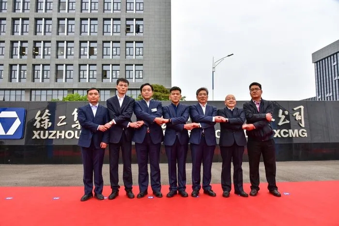徐工起重機(jī)械事業(yè)部啟動(dòng)2020“金專服務(wù)·成功之路”免費(fèi)維護(hù)日行動(dòng) 徐工起重機(jī)械事業(yè)部啟動(dòng)2020“金專服務(wù)·成功之路”免費(fèi)維護(hù)日行動(dòng)