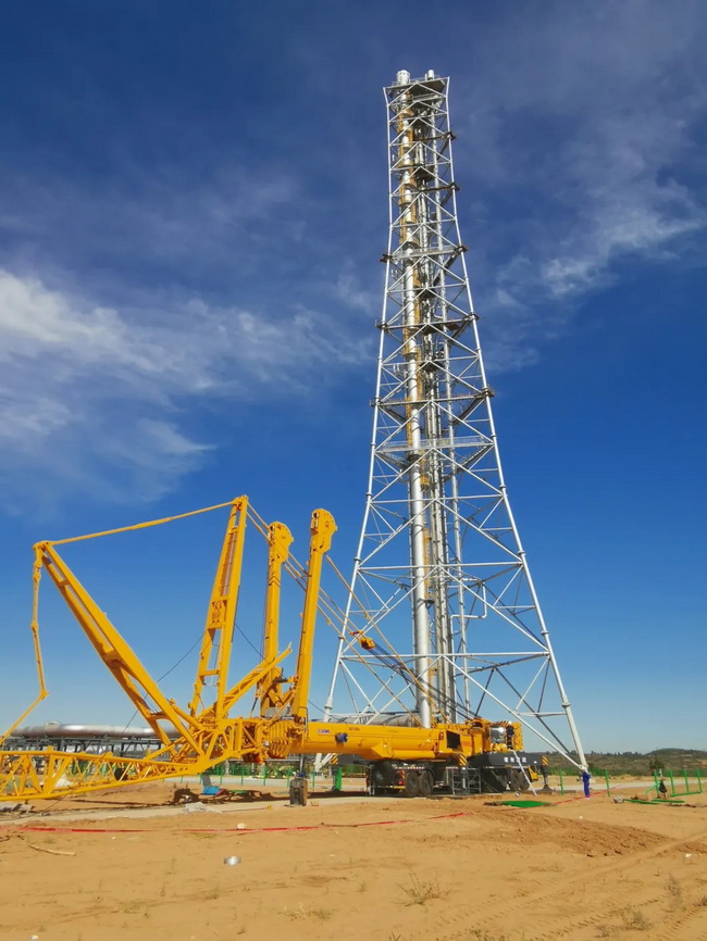 徐工QAY650A起重機適用石油、化工、基建等多個領域